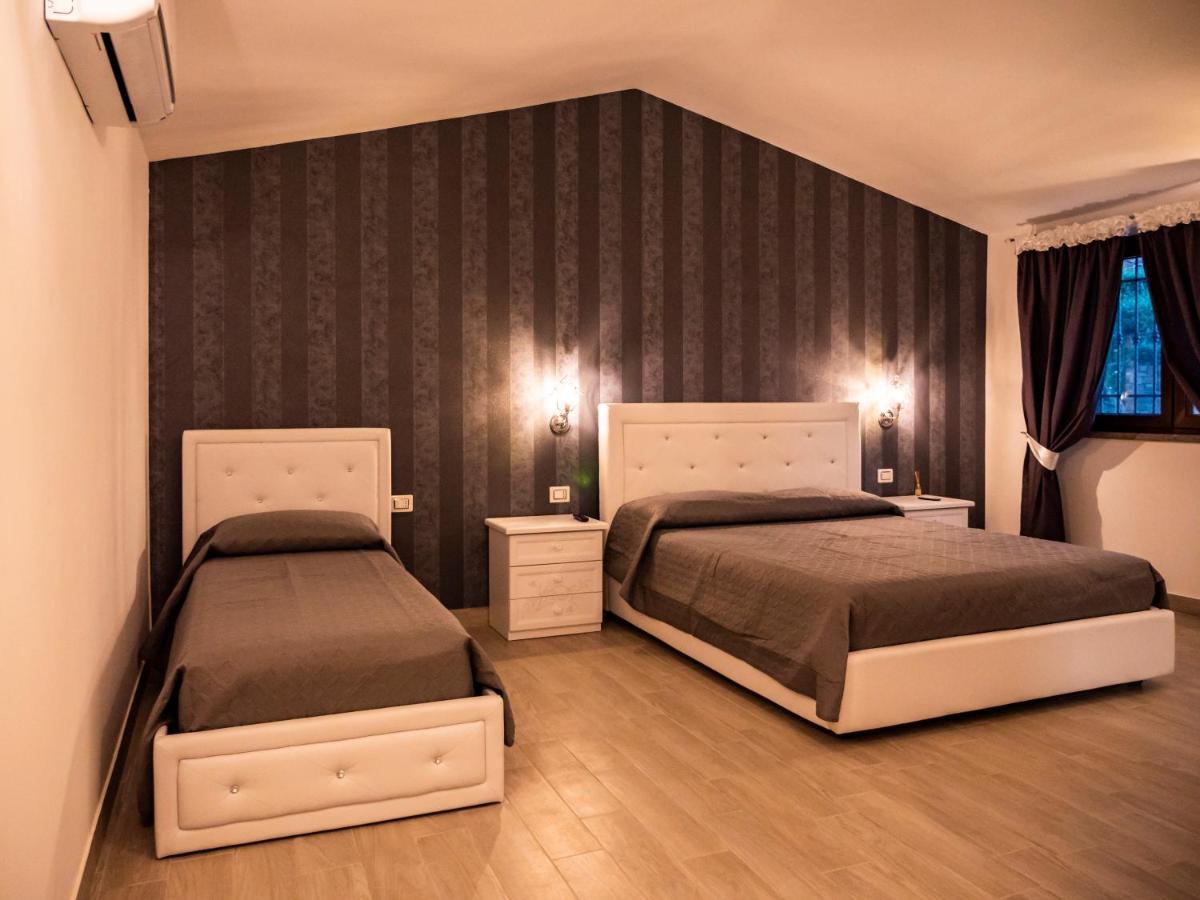 Le Rose Bed & Breakfast เน็ตตูโน ภายนอก รูปภาพ