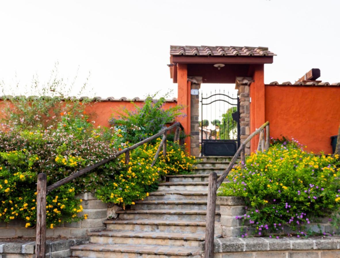 Le Rose Bed & Breakfast เน็ตตูโน ภายนอก รูปภาพ
