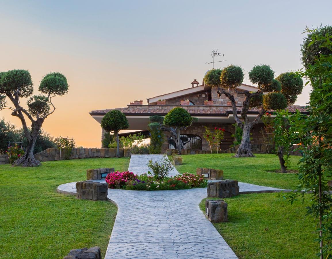 Le Rose Bed & Breakfast เน็ตตูโน ภายนอก รูปภาพ