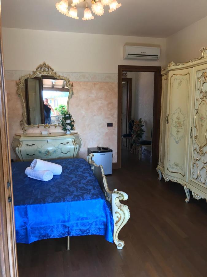 Le Rose Bed & Breakfast เน็ตตูโน ภายนอก รูปภาพ